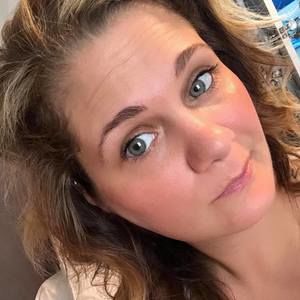 Meet your Posher, Arielle